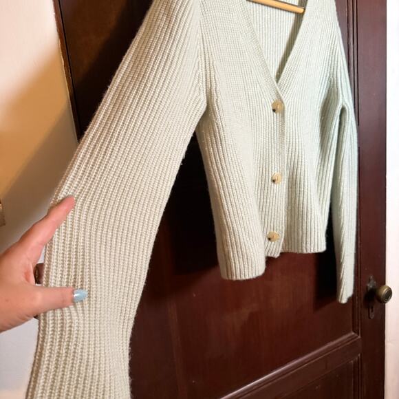 VINCE | Mint Green 100% Cashmere Shaker Knit Chunky Cardigan Sweater | Medium - Picture 7 of 7